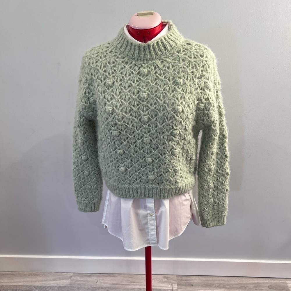 Mango women’s Soft Green Bubble Flower Alpaca Sweater Made in Turkey Size XS